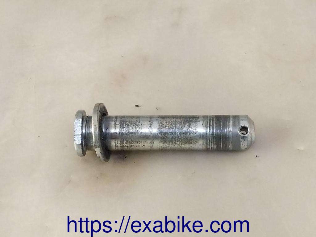 axle Yamaha XT 600 - photo 1