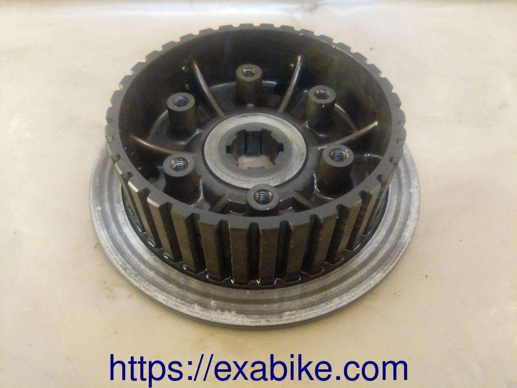 noix d'embrayage Suzuki RF 600 - photo 1