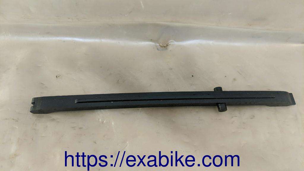 cam chain guid Suzuki RF 600 - photo 1