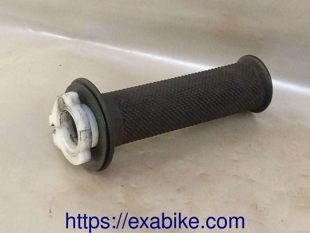 throttle grip Yamaha XT 350 - photo 1