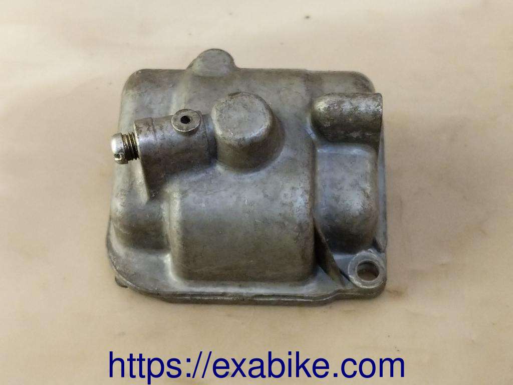 carburetor float chamber Suzuki GSXR1100W - photo 2