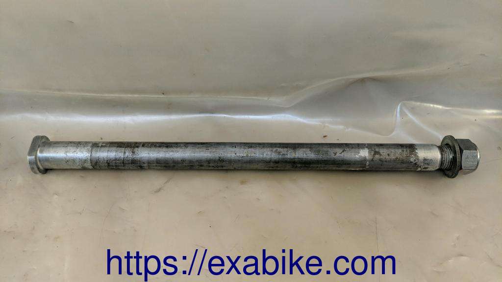 axe de bras oscillant Suzuki GSXR1100W - photo 1