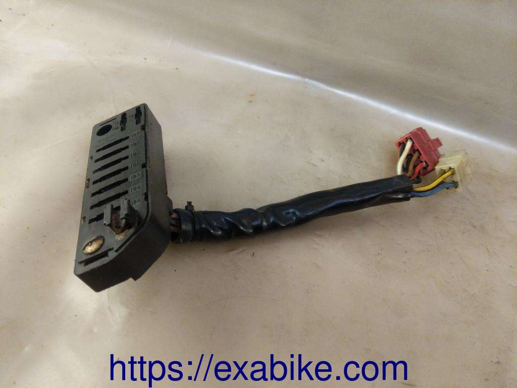 fuse box Honda CBR 600 - photo 1