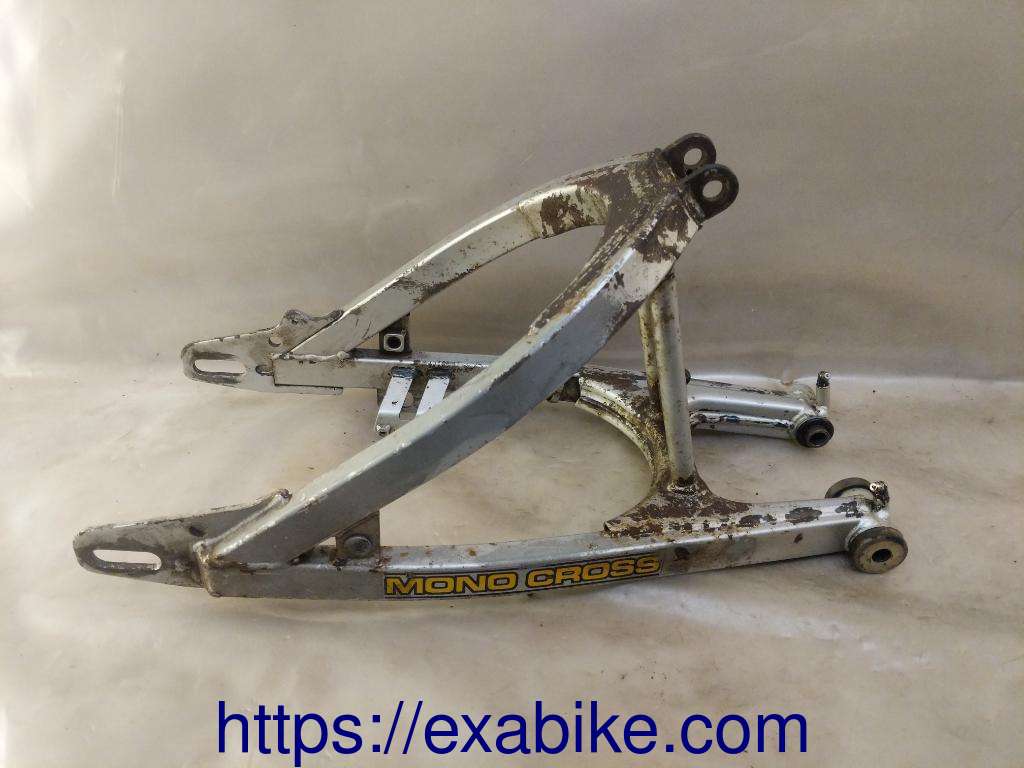 bras oscillant Yamaha XT 125 - photo 1