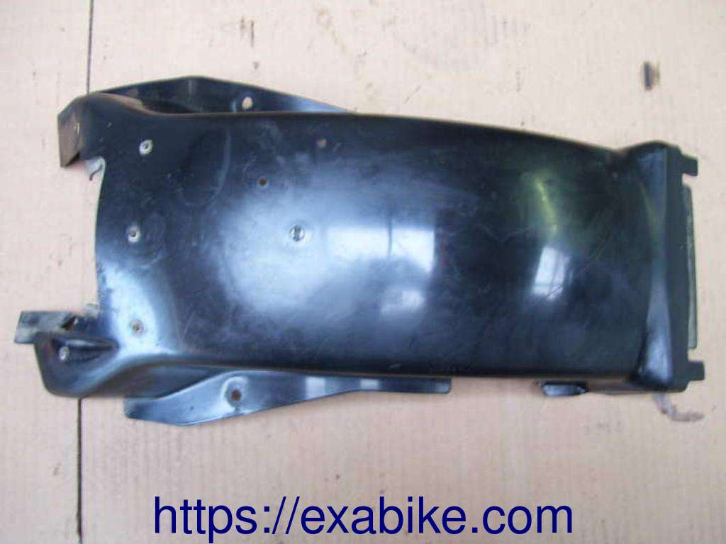 garde-boue arrière Kawasaki GPZ 550 - photo 1