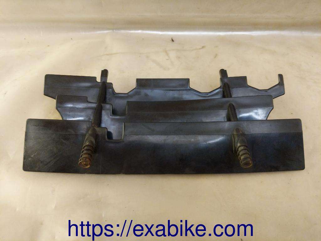 plastic element Suzuki TSR 125 - photo 1