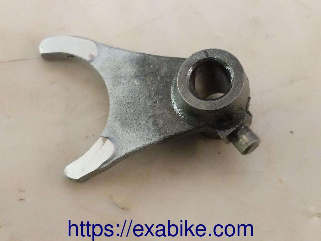 fourchette de boite Suzuki TSR 125 - photo 2