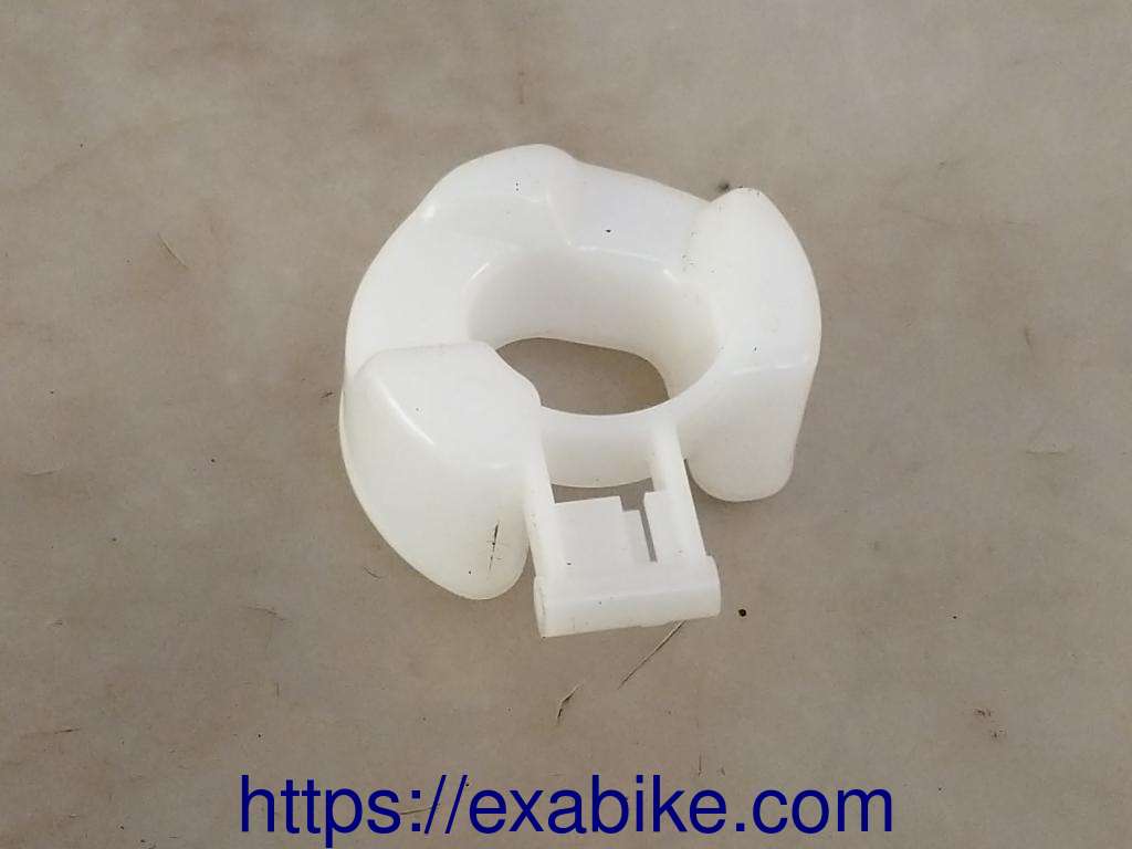 flotteur de carburateur Yamaha modele a identifier - photo 1