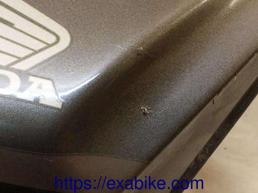fuel tank Honda CBR1000F - photo 4
