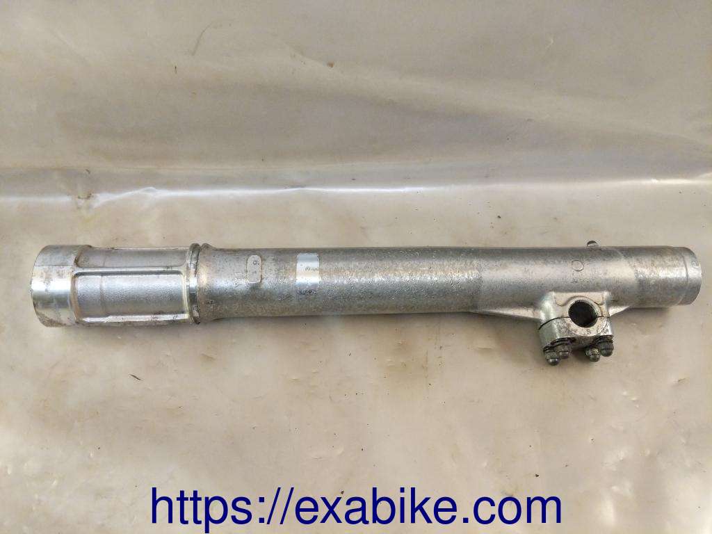 lower fork case, right Yamaha XT 600 Ténéré - photo 2