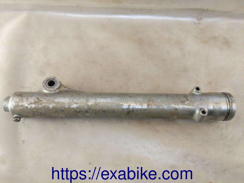 lower fork case, left Honda XLS 125 - photo 2