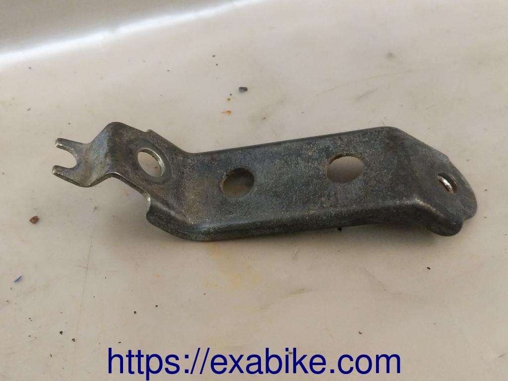 fixing lug Honda CBR1000F - photo 1