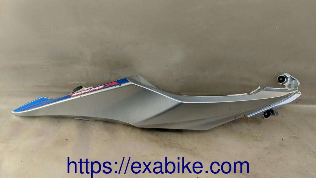 flanc arrière droit Suzuki GSXR 1000 - photo 1