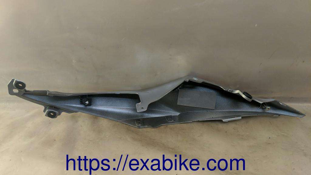 flanc arrière droit Suzuki GSXR 1000 - photo 3