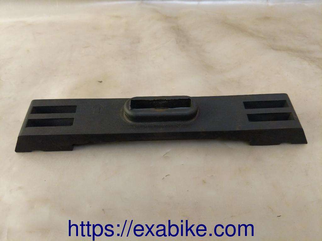 fuel tank rubber Yamaha XJ 900 - photo 1