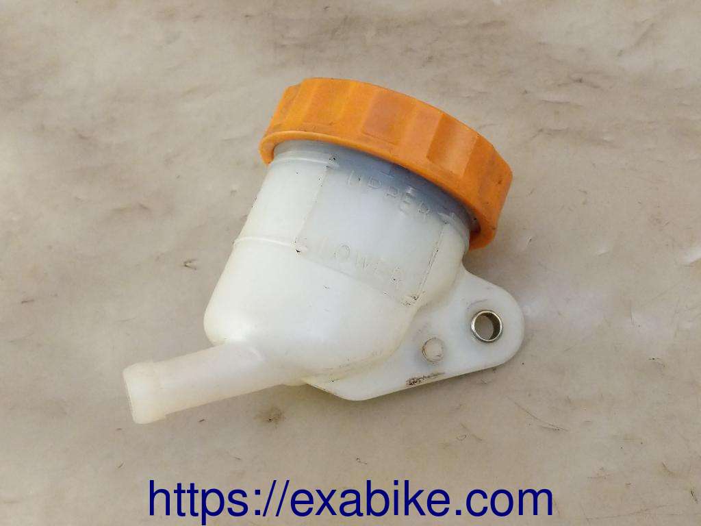 brake fluid reserve Honda CBR1000F - photo 1