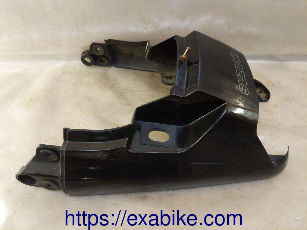 élément d'habillage arrière Suzuki GSX1100G - photo 1