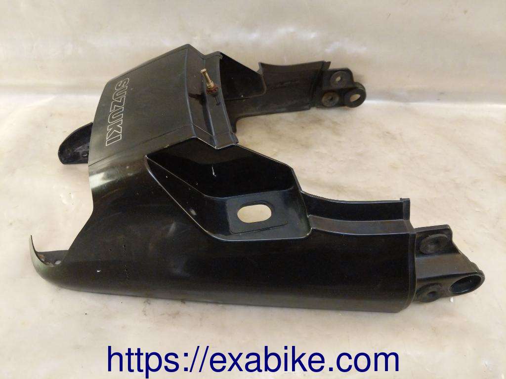élément d'habillage arrière Suzuki GSX1100G - photo 2