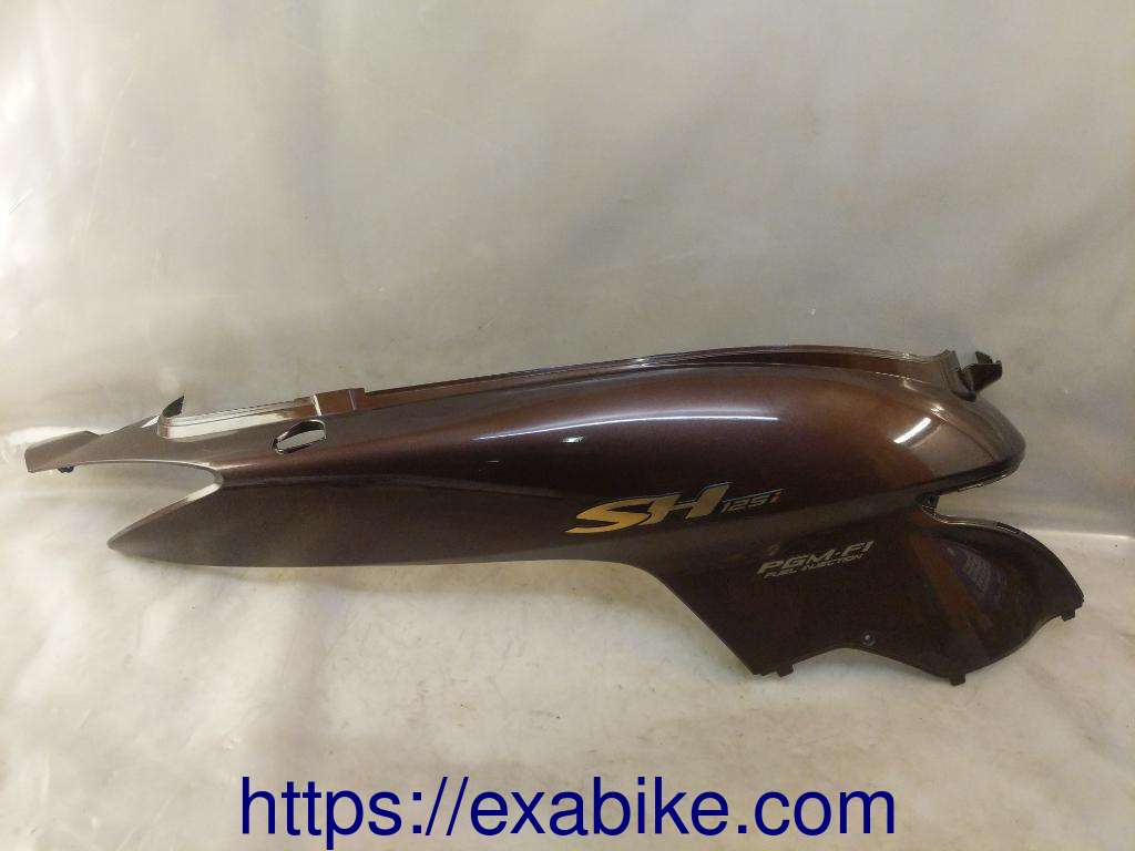 élément d'habillage droit Honda SH 125 - photo 1