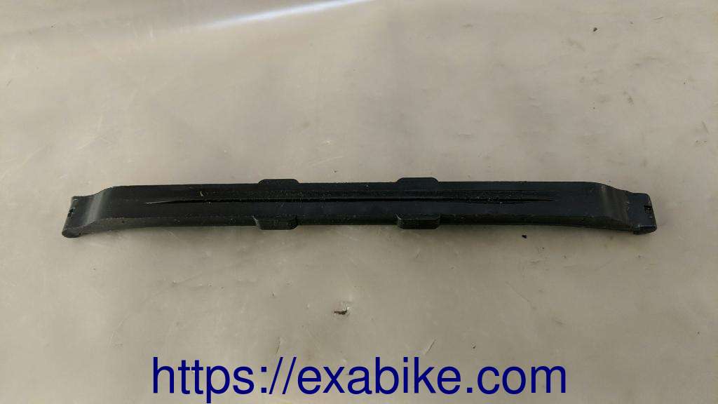 cam chain guid Yamaha XT 125 - photo 1