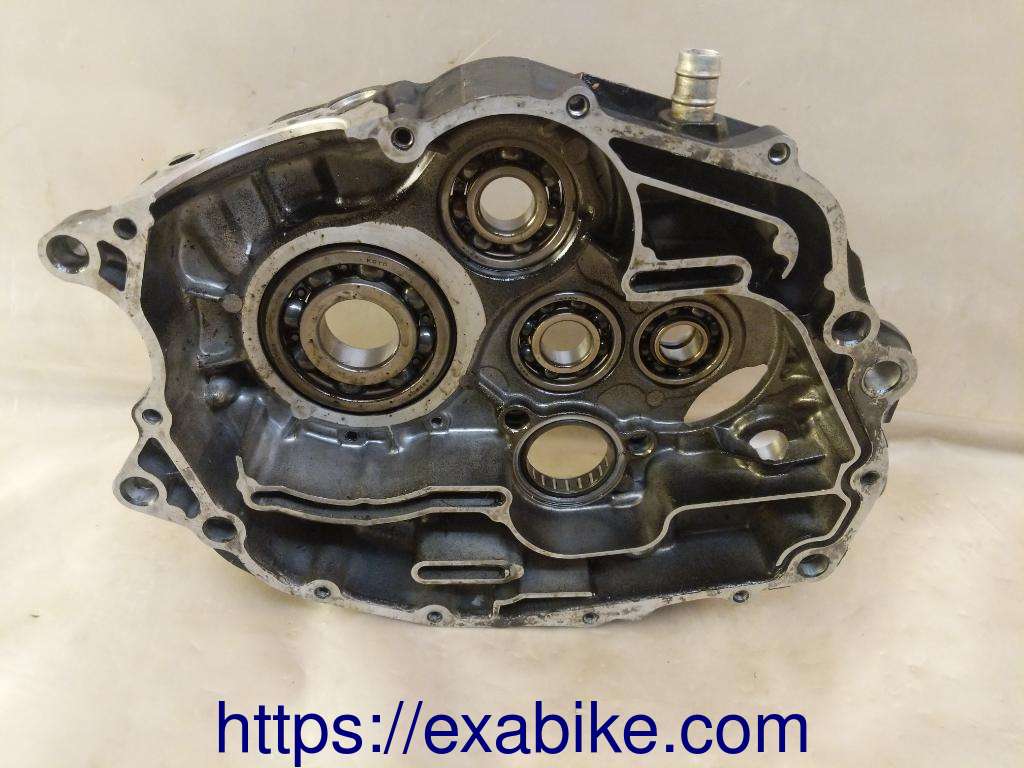 crankcase, right Yamaha XT 125 - photo 2