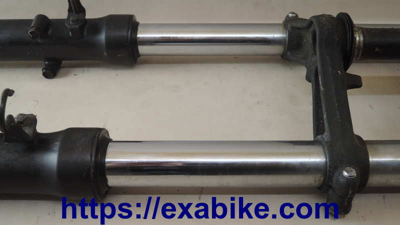 fourche Kawasaki GPZ 400 ZX - photo 3