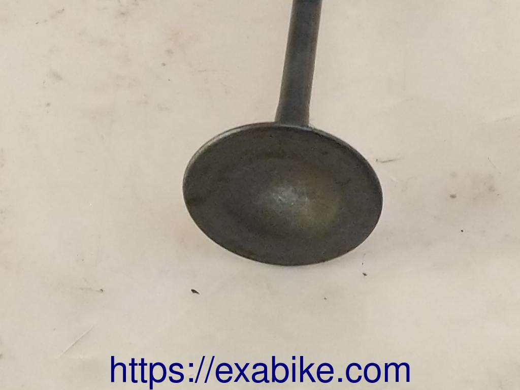 soupape d'échappement Suzuki GSXR 750 - photo 2