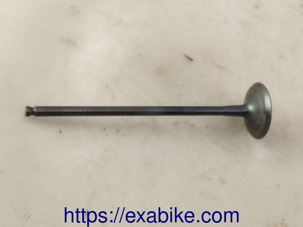 soupape d'échappement Suzuki GSXR 750 - photo 1