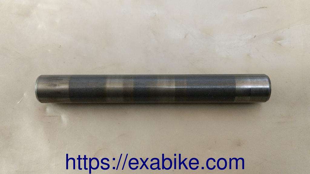 axle Suzuki GSXR 750 - photo 1