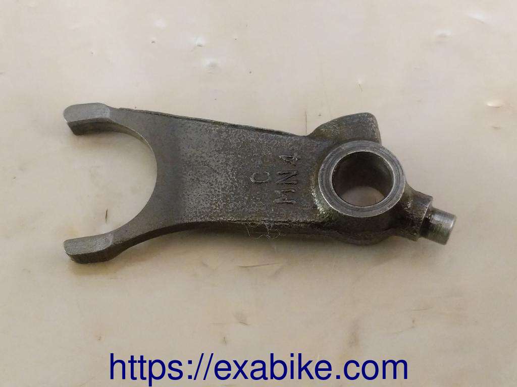 fourchette de boite milieu Honda CBR 600 - photo 2