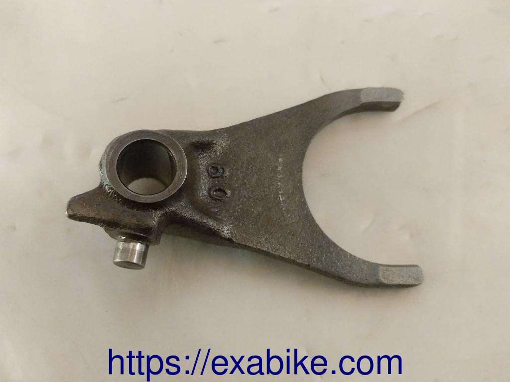 fourchette de boite droite Honda CBR 600 - photo 1