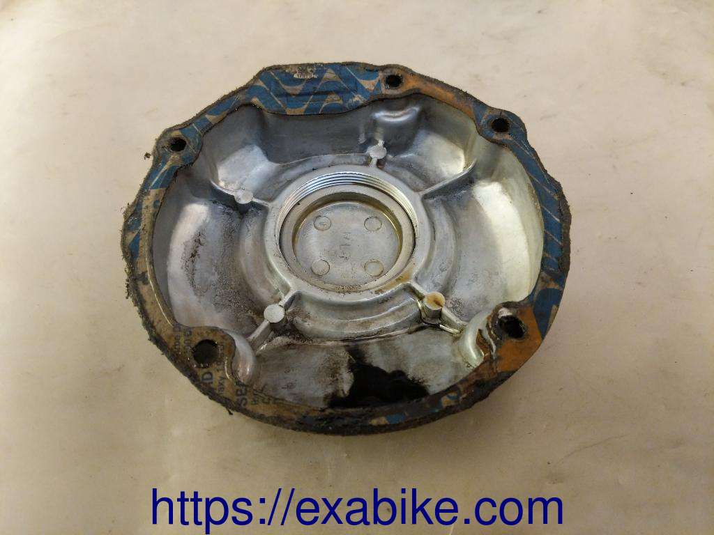 crankcase cover Honda CBR1000F - photo 2