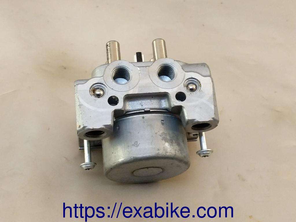 abs unit Suzuki GSXR 1000 - photo 1