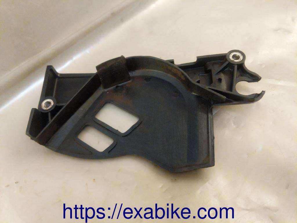 sprocket cover Yamaha XT 125 - photo 2
