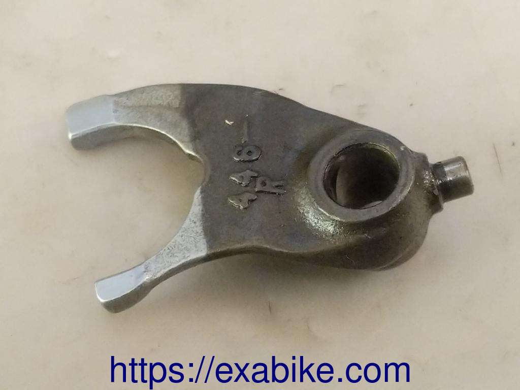 fourchette de boite Honda CLR 125 City Fly - photo 2