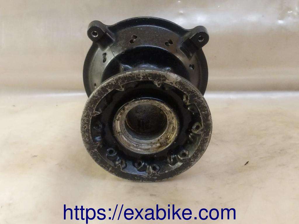 wheel hub, front Honda CR 125 - photo 2