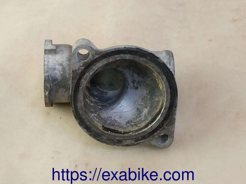 thermostat cover Honda CBR1000F - photo 3