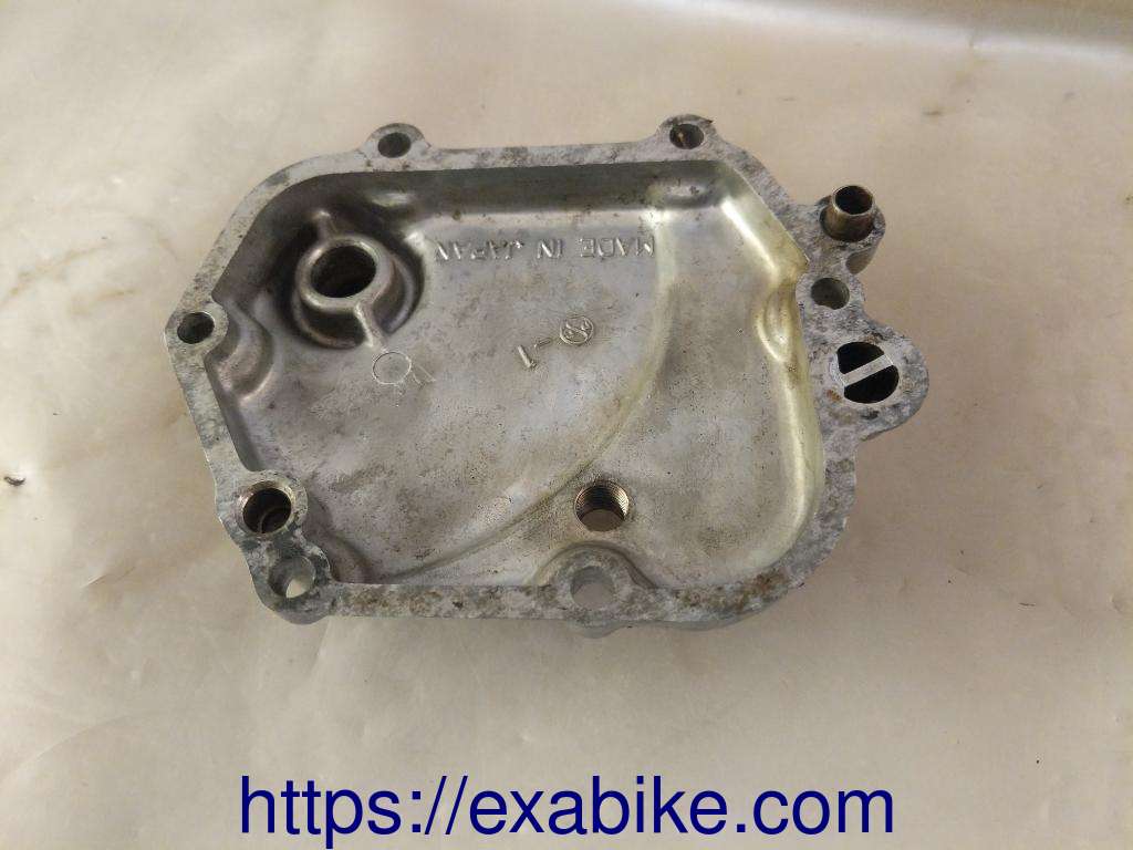 couvercle moteur Kawasaki GPZ 500 - photo 2