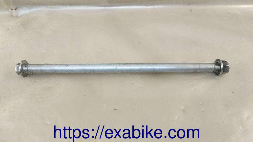 axe de roue arrière Suzuki VL 125 Intruder  - photo 1