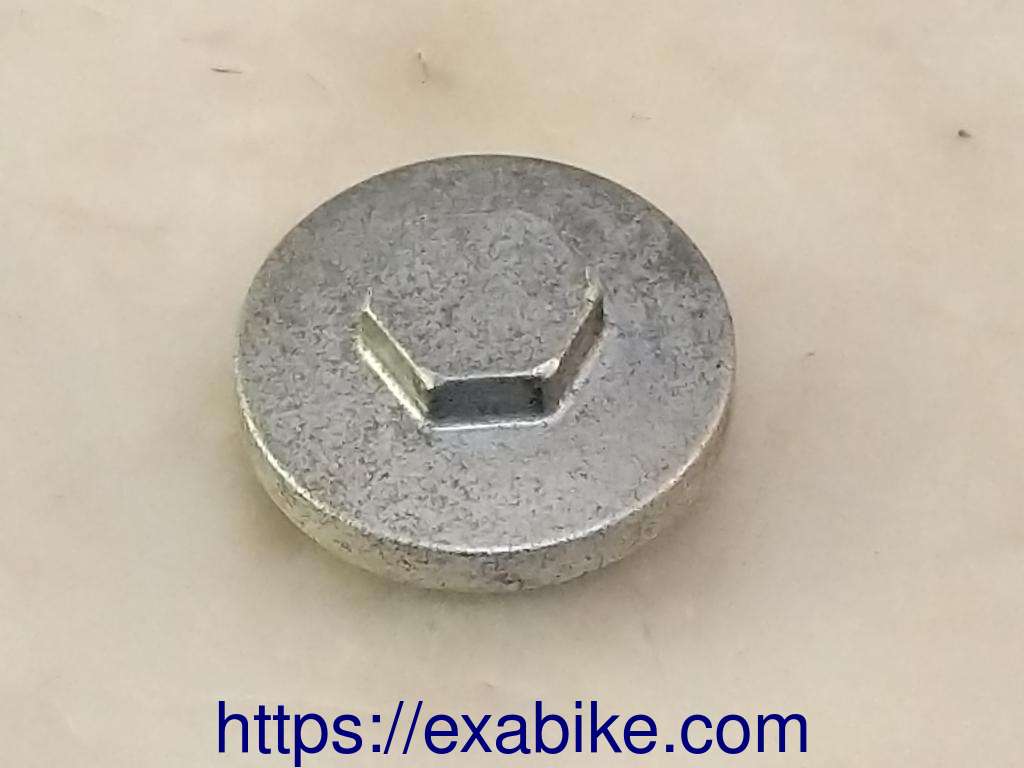 engine cap Suzuki VL 125 Intruder  - photo 1