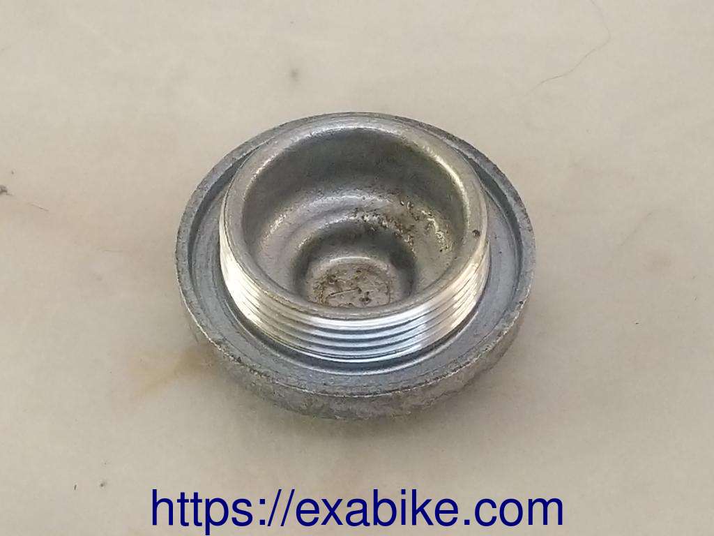 engine cap Suzuki VL 125 Intruder  - photo 2