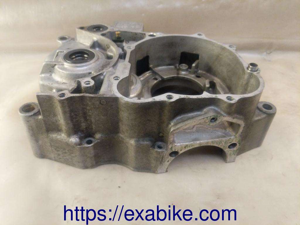 crankcase, left Honda CLR 125 City Fly - photo 3