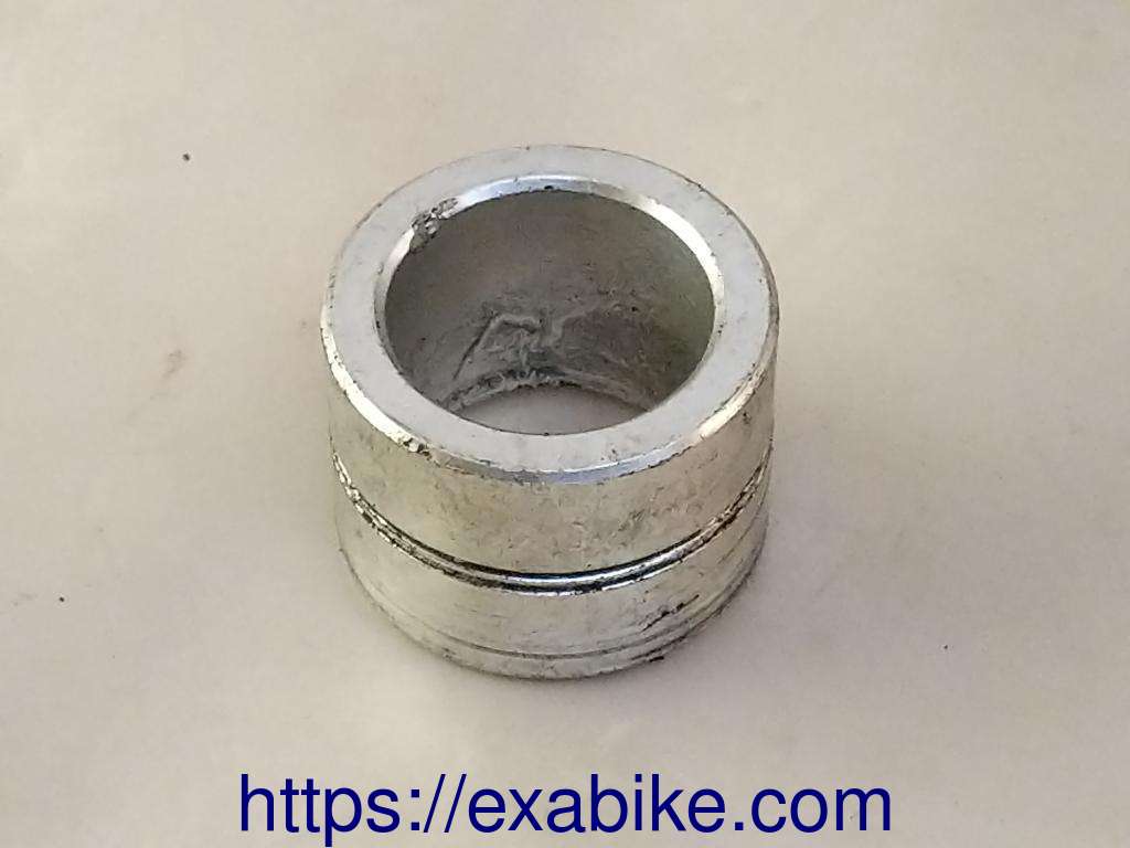 spacer Triumph 1050 Sprint ST - photo 1