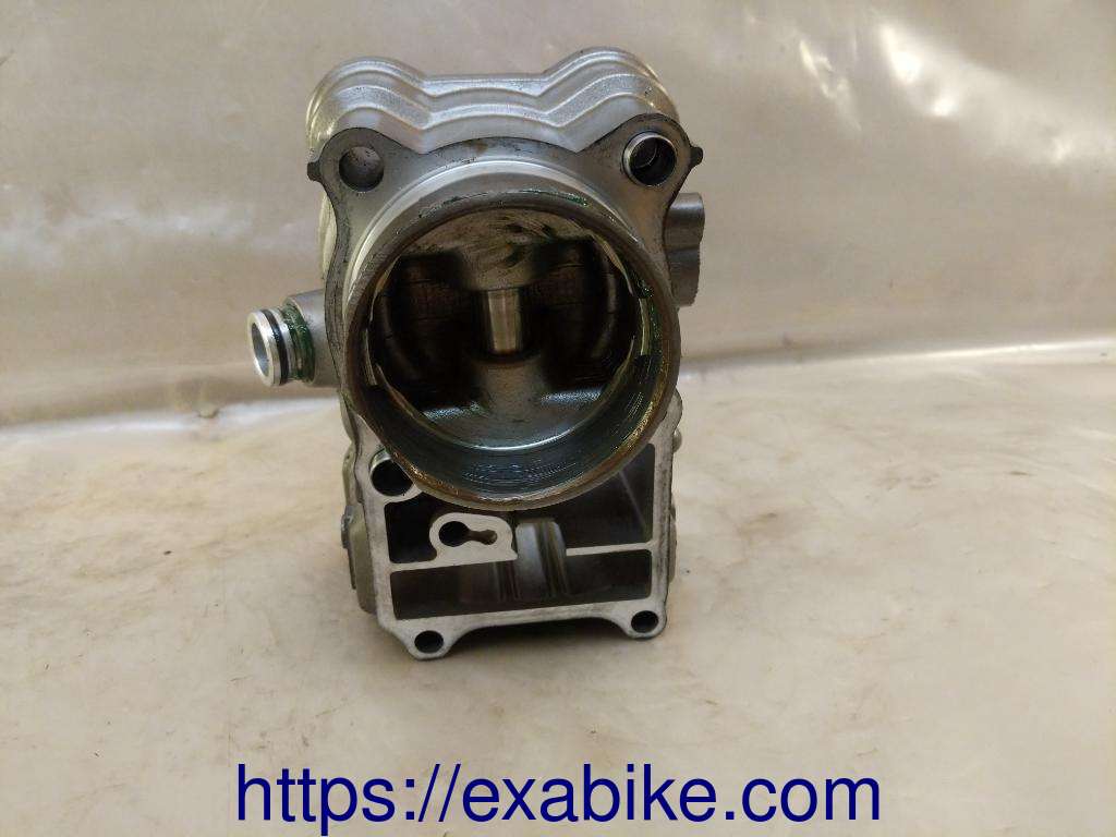 cylinder, rear Honda Transalp 650 - photo 3