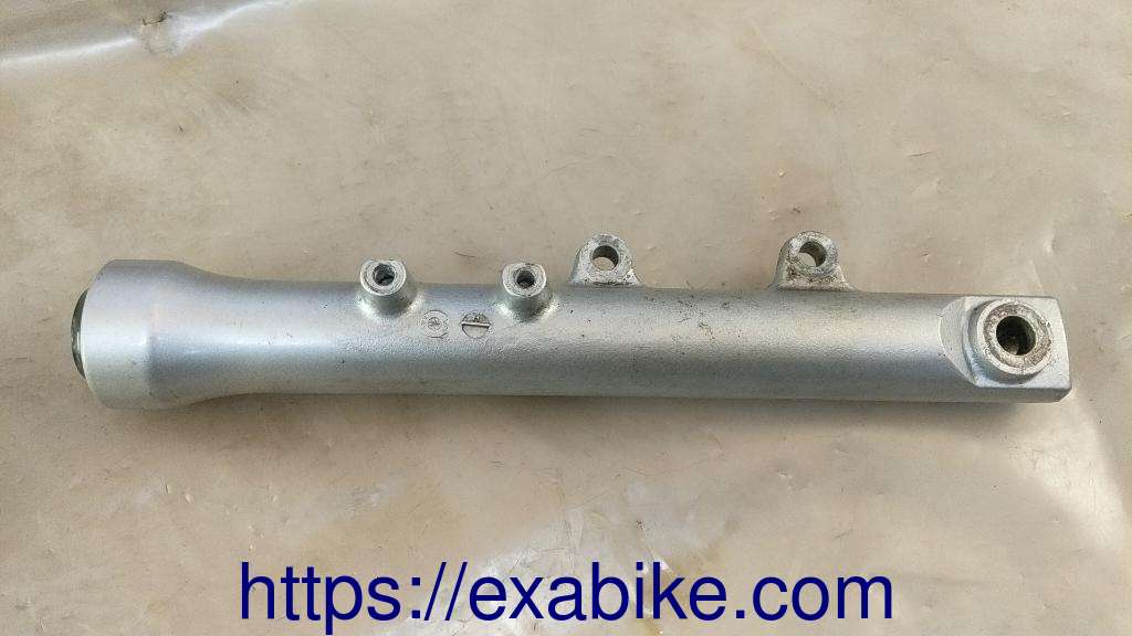 lower fork case, right Yamaha XV 125 Virago - photo 2