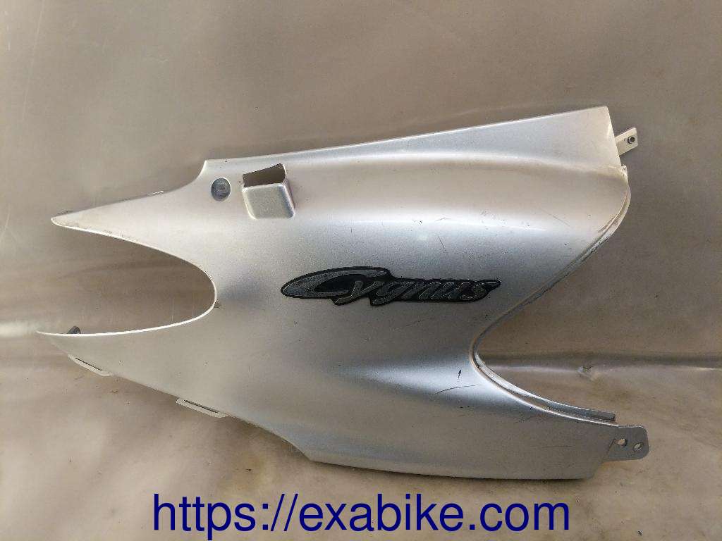 flanc arrière droit Yamaha XC 125 Cygnus - photo 1