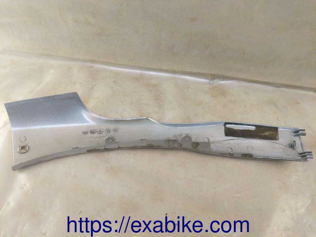 élément d'habillage droit Yamaha XC 125 Cygnus - photo 2