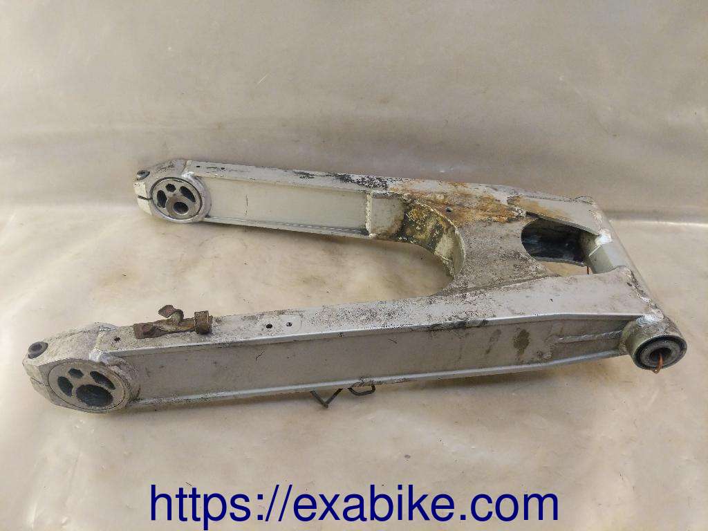 swingarm Kawasaki ZX10 Tomcat - photo 1