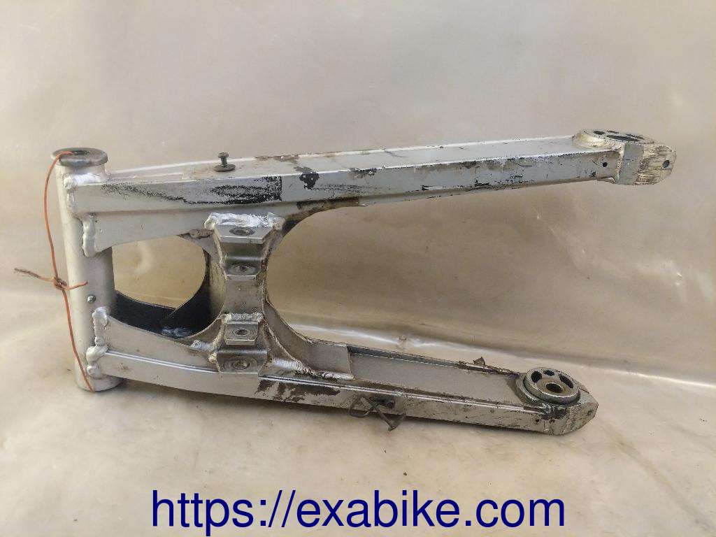 swingarm Kawasaki ZX10 Tomcat - photo 3