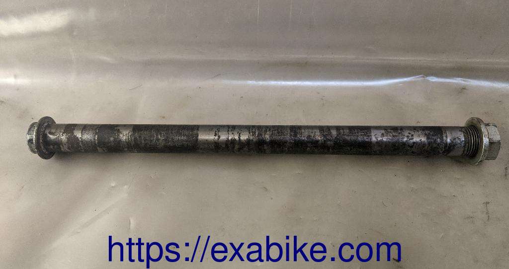 swingarm axle Kawasaki ZX10 Tomcat - photo 1